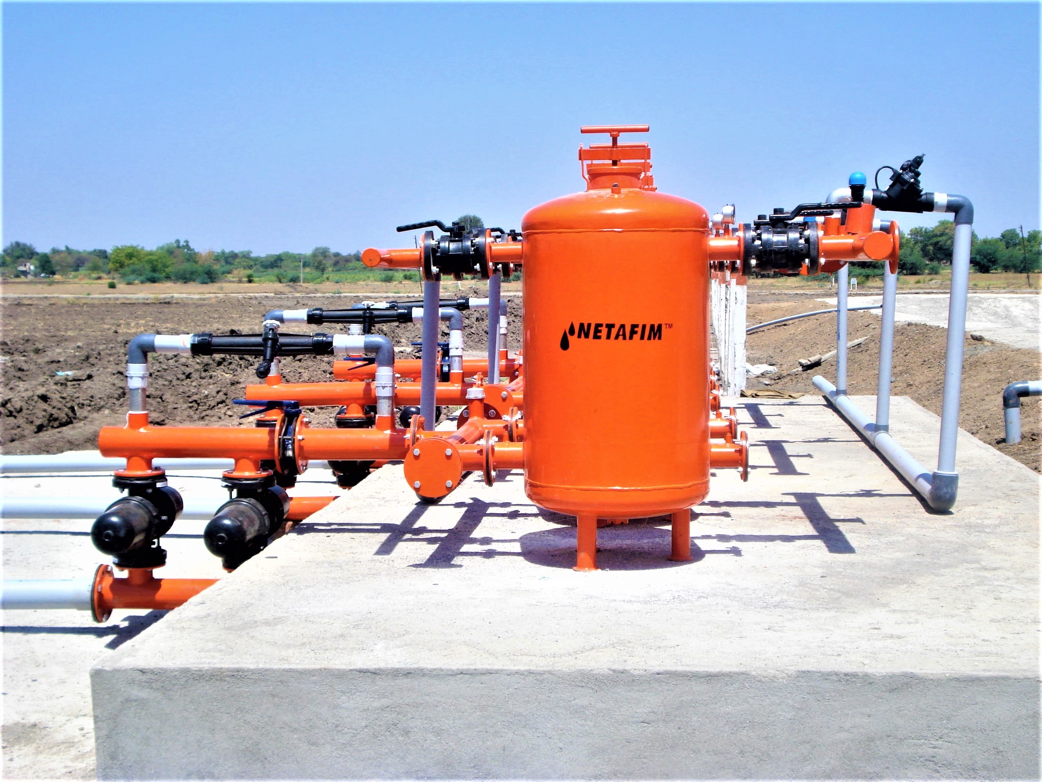Pumping and filter stations